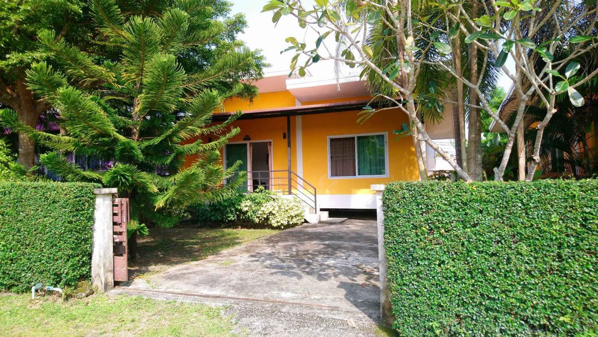 Little Yellow House- Aonang Ао Нанг Экстерьер фото