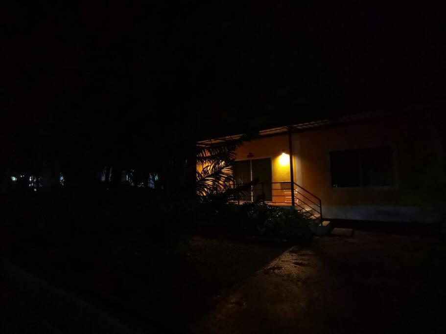 Little Yellow House- Aonang Ао Нанг Экстерьер фото