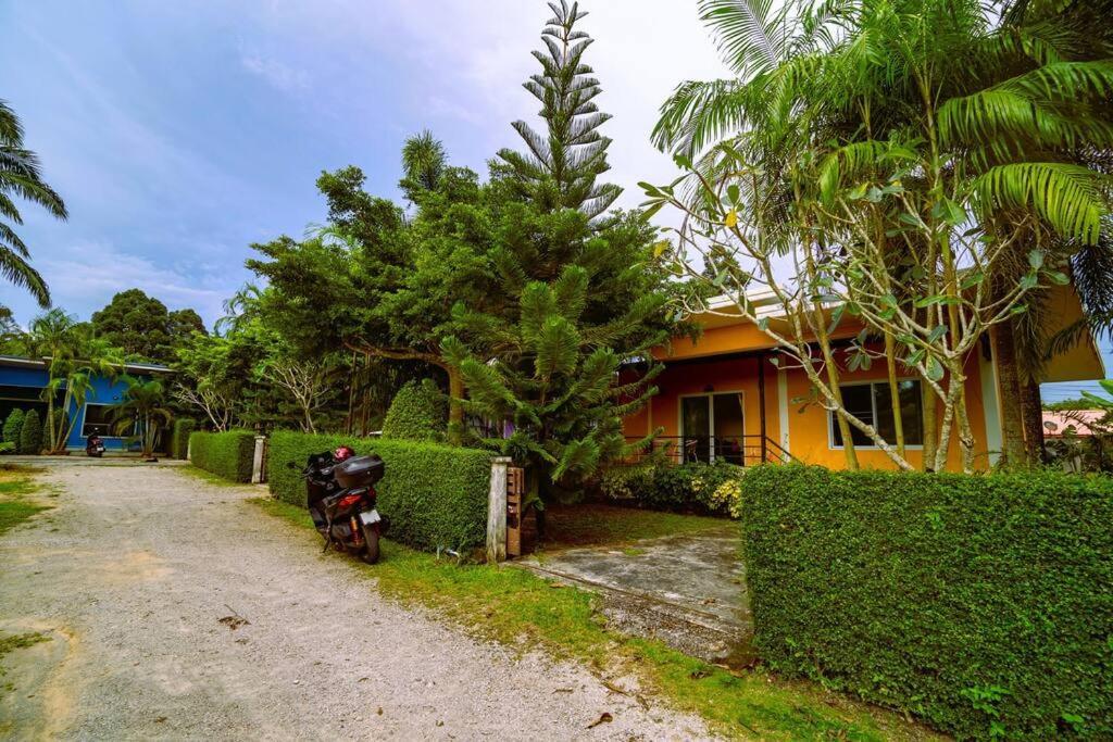 Little Yellow House- Aonang Ао Нанг Экстерьер фото