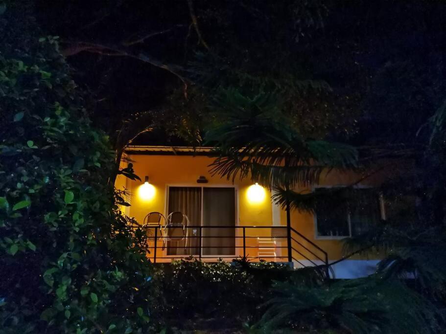 Little Yellow House- Aonang Ао Нанг Экстерьер фото